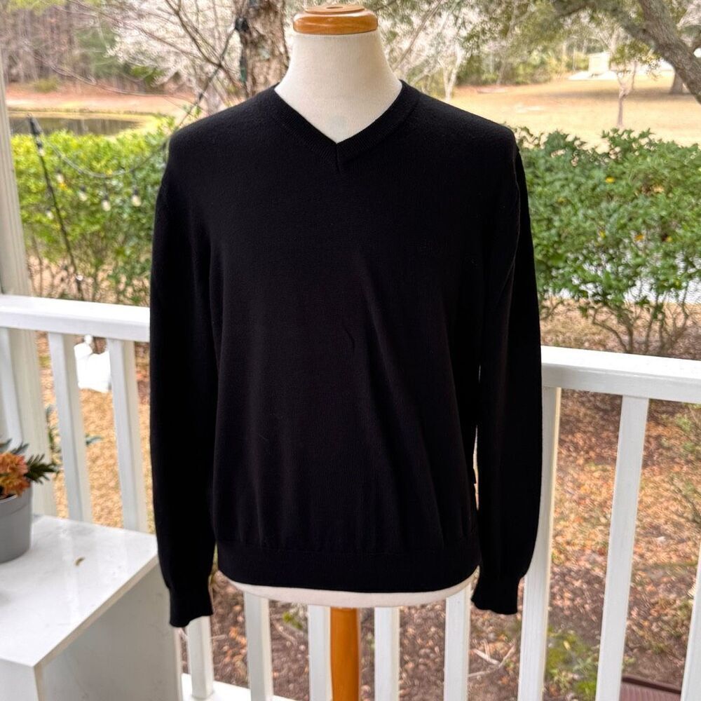 Hugo Boss Biadur Black V Neck Virgin Wool Blend Sweater. Size XXL.